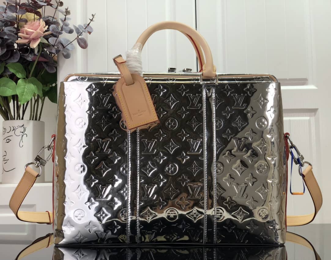 L0vis Vvtt0n Monogram Mirror Coated Canvas Neo Porte Documents Voyage Replica M58755