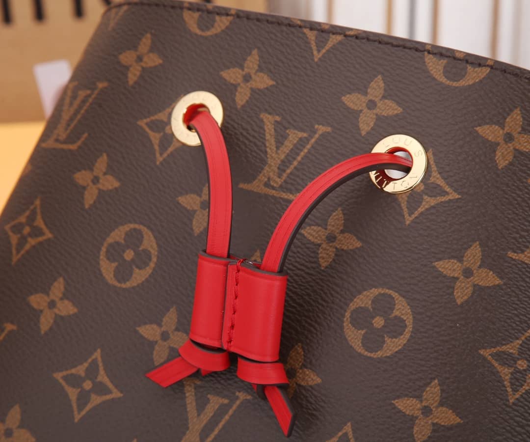 L0vis Vvtt0n Neo Noe Replica Bucket Bag Brown M44021