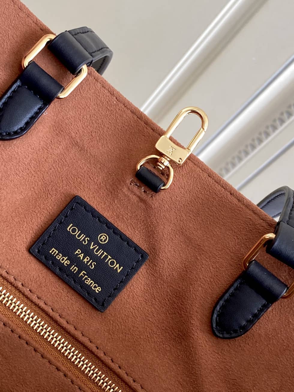 L0vis Vvtt0n Wild At Heart OnTheGo MM M58521 Replica Tote