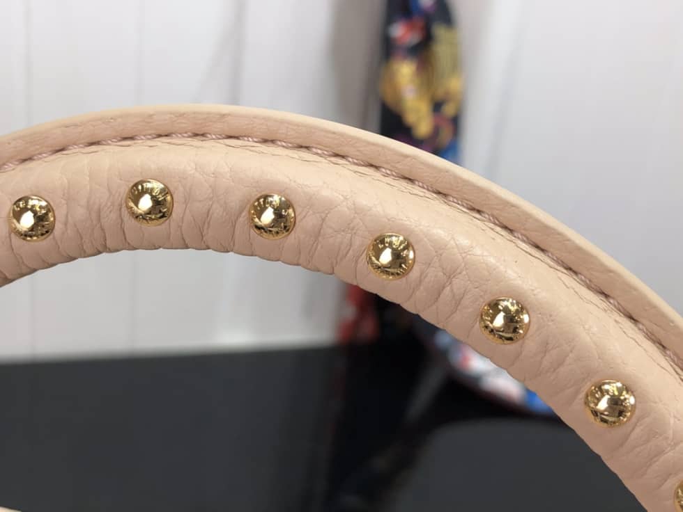 L0vis Vvtt0n Capucines BB M58578 Replica Shoulder Bag