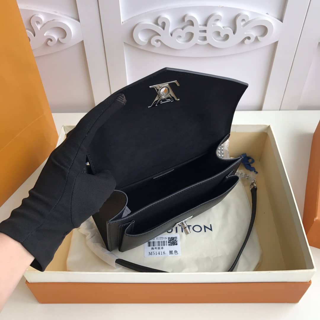 L0vis Vvtt0n MyLockMe BB Calf Chain Replica Shoulder Bag Black M51418