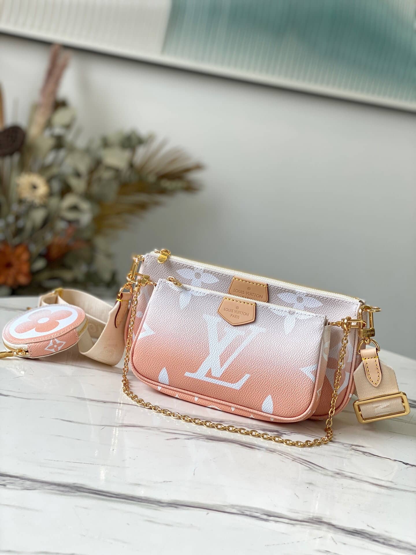 L0vis Vvtt0n Multi Pochette Accessoires Monogram Calfskin Replica Bag M57634