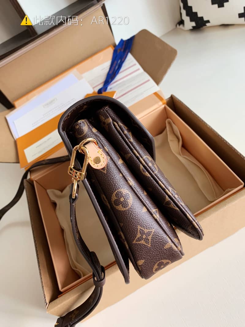 L0vis Vvtt0n Monogram Pochette Metis Crossbody Bag Replica M44875