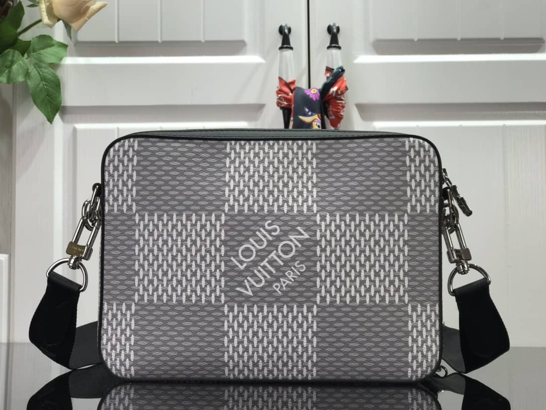 L0vis Vvtt0n Virgil Abloh Trio Multi Replica Messenger Bag Gray M69443