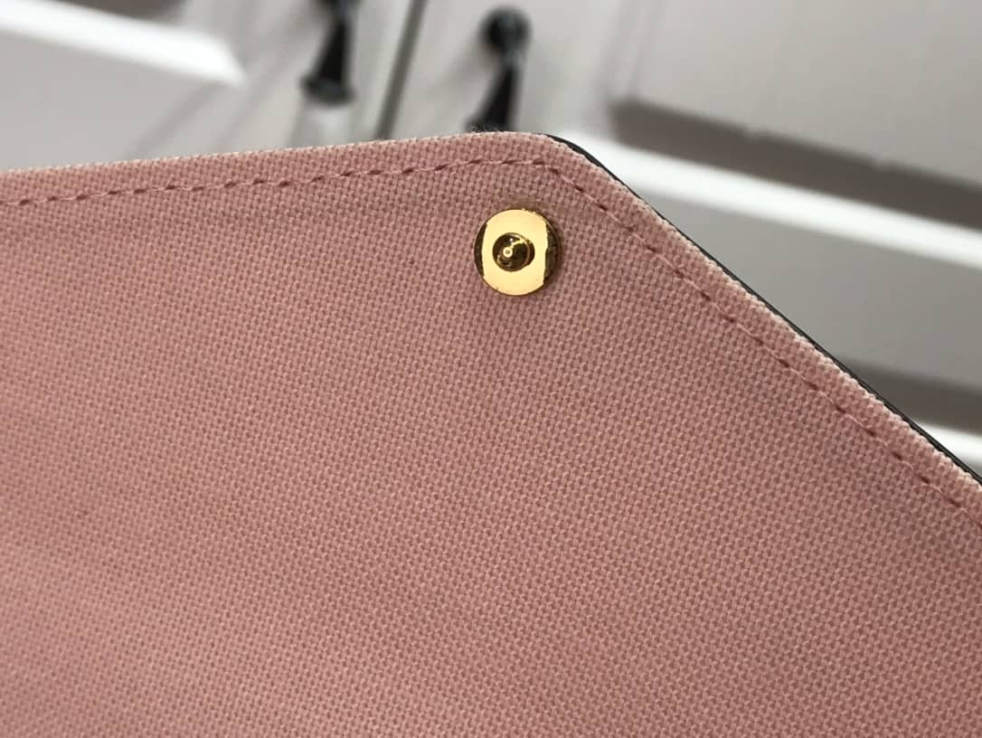 L0vis Vvtt0n Monogram Pochette Felicie Replica Bag Pink M80498