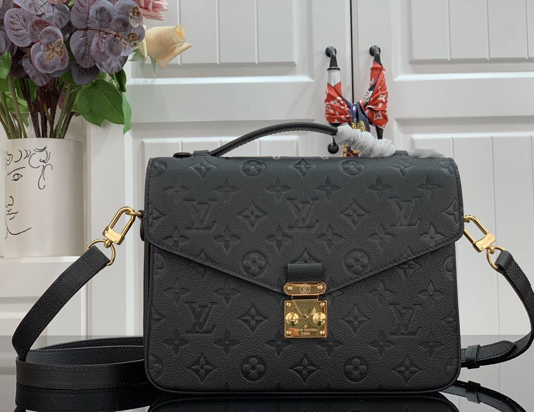 L0vis Vvtt0n Pochette Metis Marine Leather Dark Blue M44071 Replica Shoulder Bag