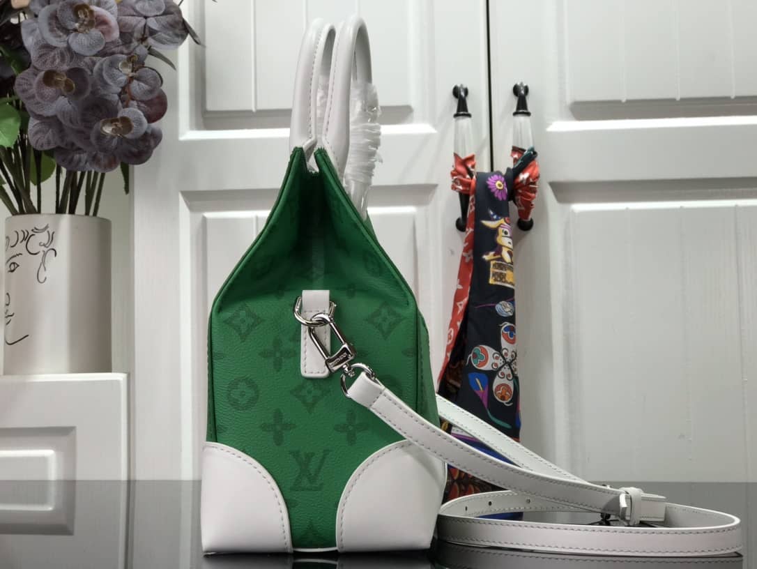 L0vis Vvtt0n Vintage Litter Bag Monogram Canvas Everyday Signature Replica