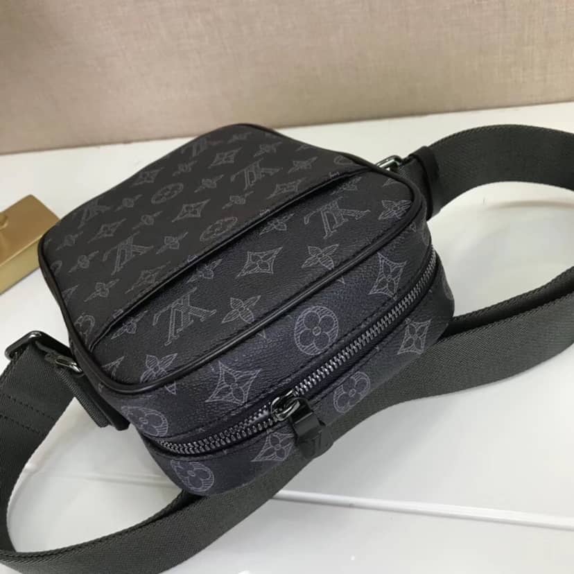 l0vis vvtt0n monogram eclipse danube pm u1u1enne replica shoulder bag m43677