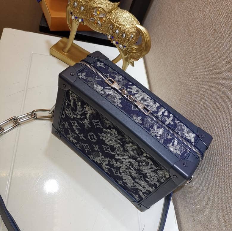 L0vis Vvtt0n Soft Trunk Monogram Canvas Replica Bag M57283