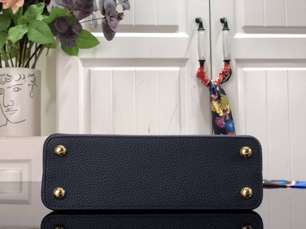 L0vis Vvtt0n Capucines BB M58578 Replica Shoulder Bag