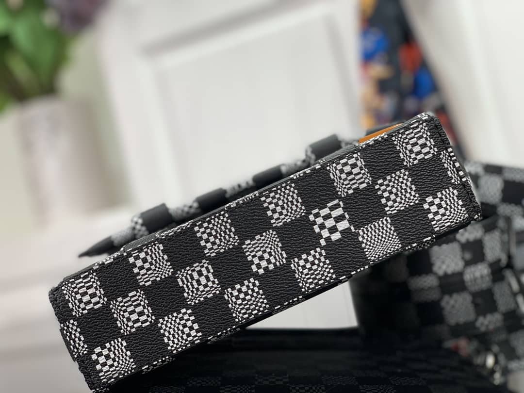 L0vis Vvtt0n Damier Distorted Flap Soft Trunk 2Way Replica N50032