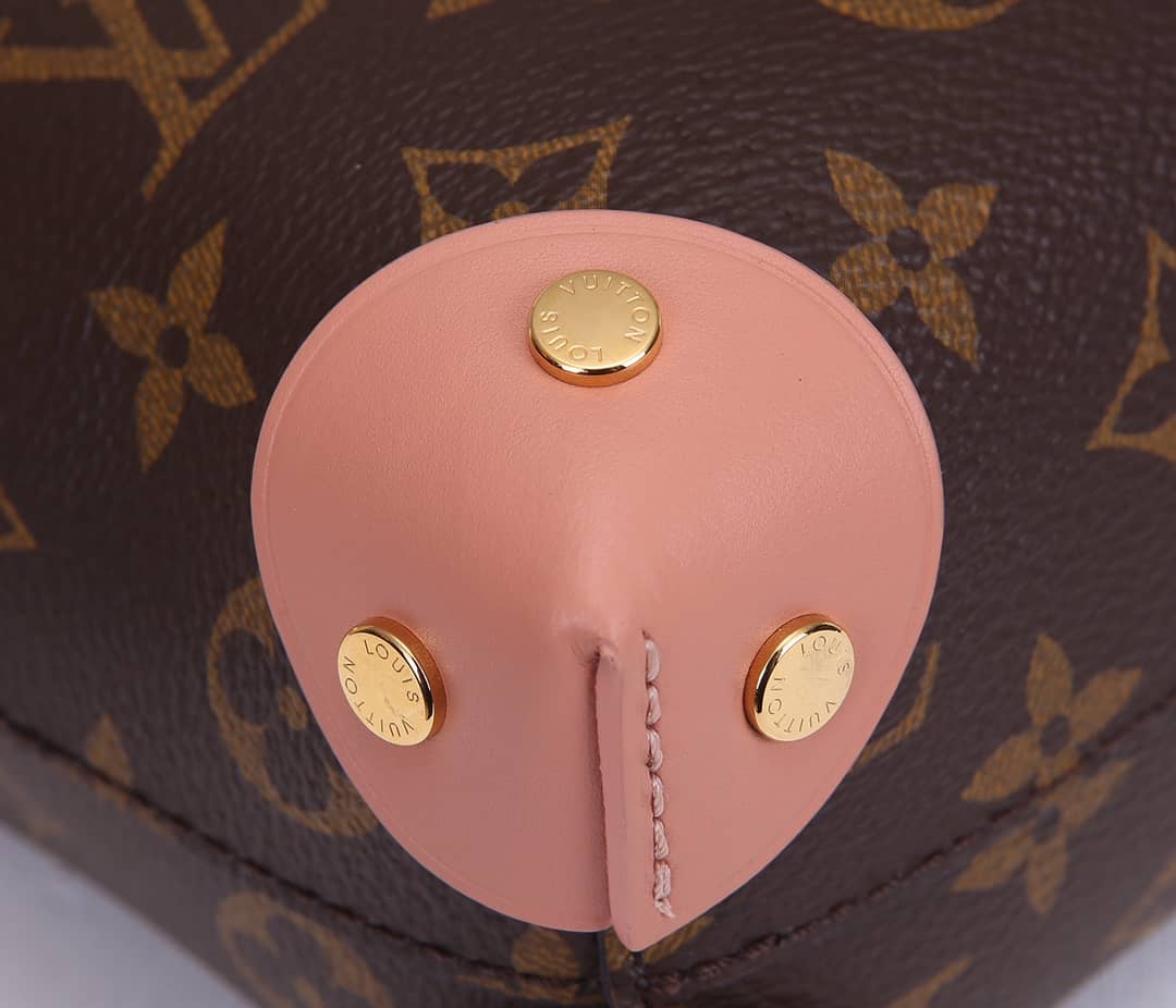 L0vis Vvtt0n Petite Malle Souple Monogram Bag Replica Pink M45571