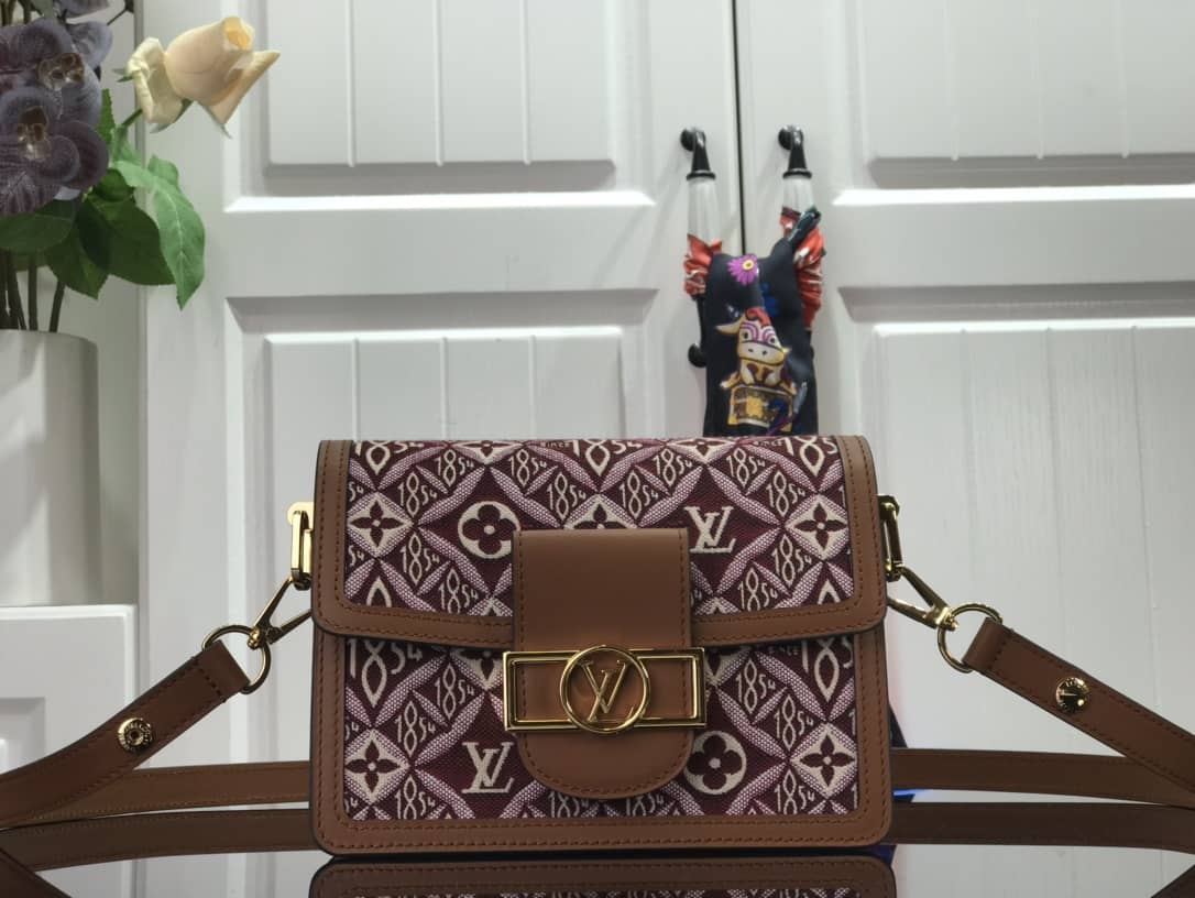 L0vis Vvtt0n Since 1854 Dauphine Mini Replica Handbag Red M57172