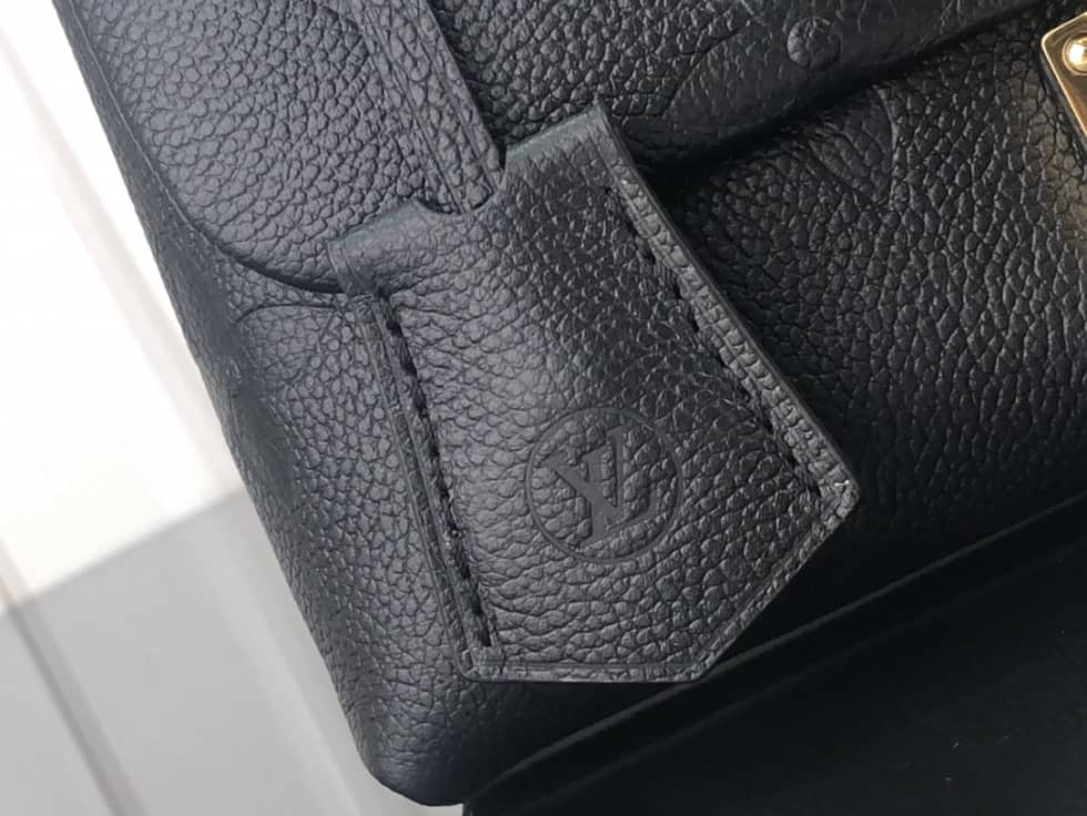 L0vis Vvtt0n Madeleine BB Monogram Black M46008 Replica Shoulder Bag