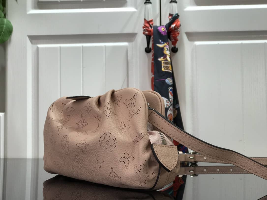 L0vis Vvtt0n Scala Mini Replica Pouch Pink M80092