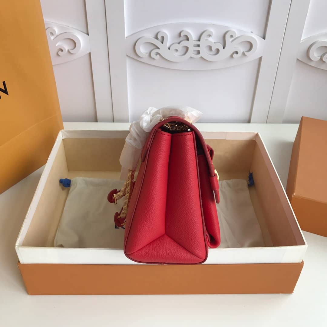 L0vis Vvtt0n Monogram Empreinte Vavin PM Chain Replica Shoulder Bag Red M44151