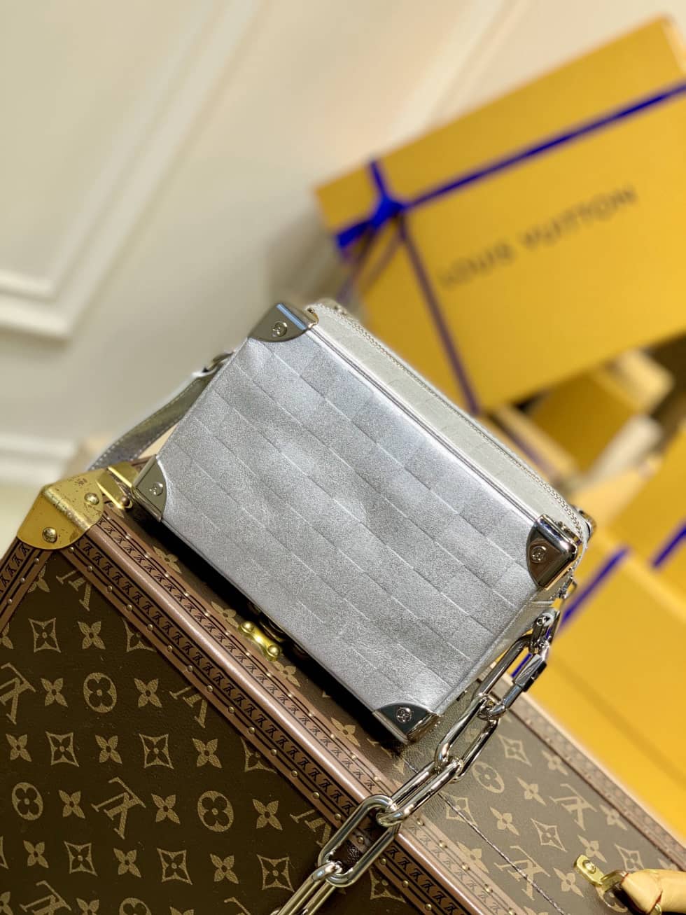 L0vis Vvtt0n Damier Mini Soft Trunk M59726 Replica Shoulder Bag