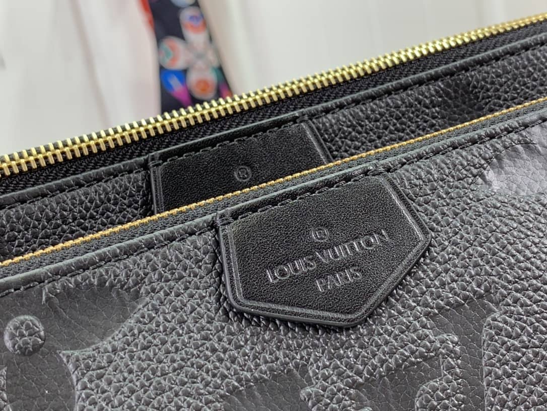 L0vis Vvtt0n Pochette Monogram Empreinte Cowhide Leather Replica Crossbody Bag Black M45777