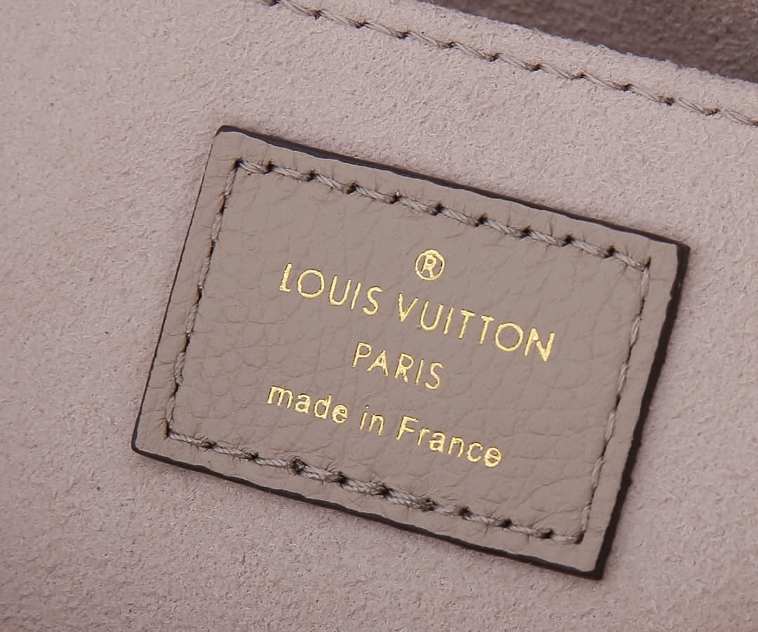 L0vis Vvtt0n Monogram Empreinte Leather Favorite Replica Shoulder Bag M45836