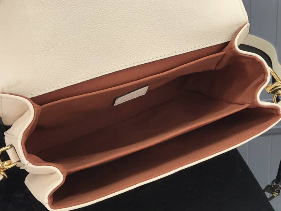 L0vis Vvtt0n Pochette Metis Marine Leather White M44071 Replica Shoulder Bag