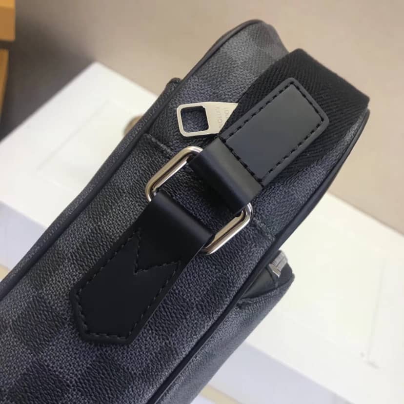 L0vis Vvtt0n Damier Graphite Dayton MM Replica Messenger Bag N41409