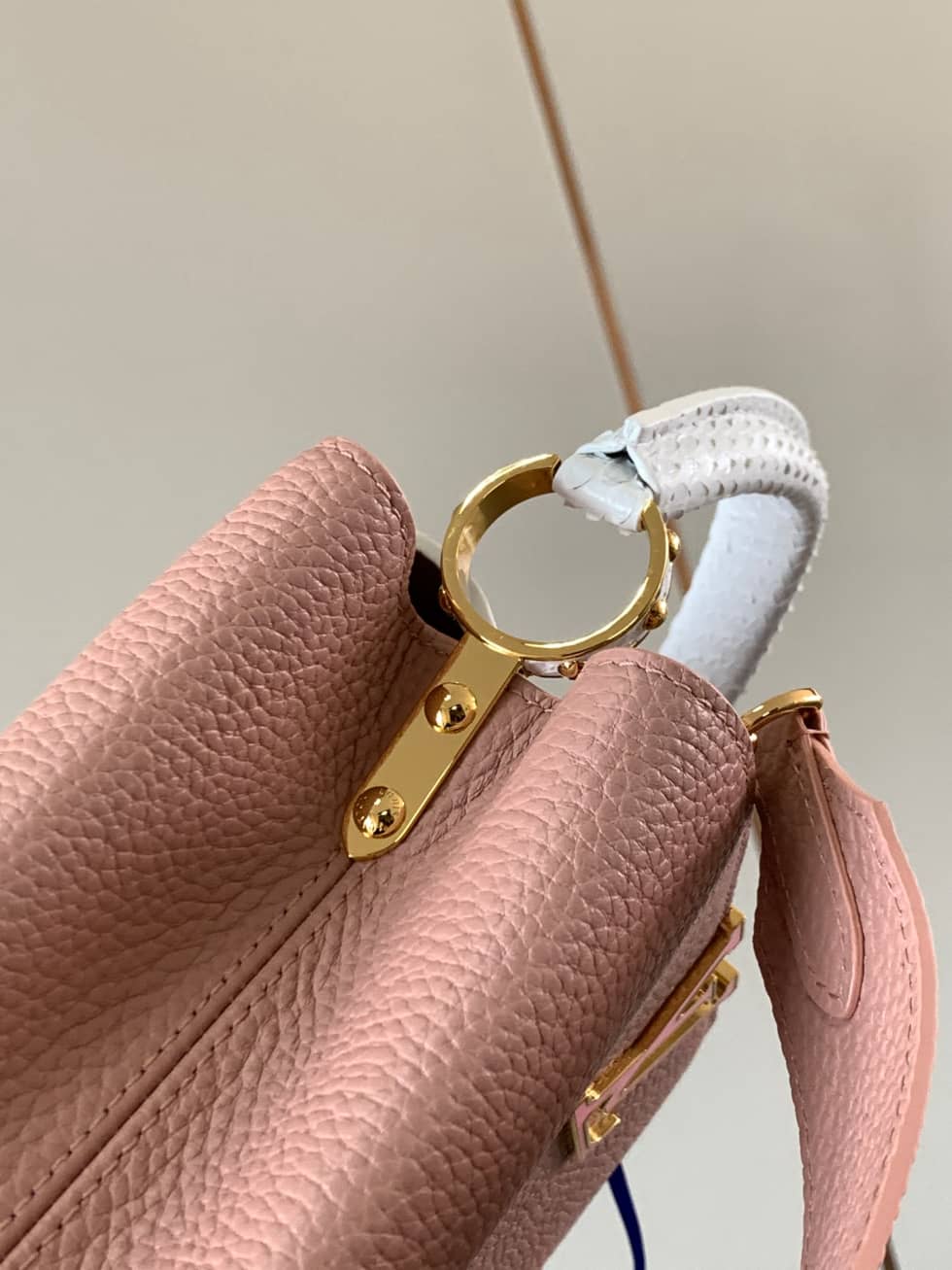 L0vis Vvtt0n Capucines BB Bag