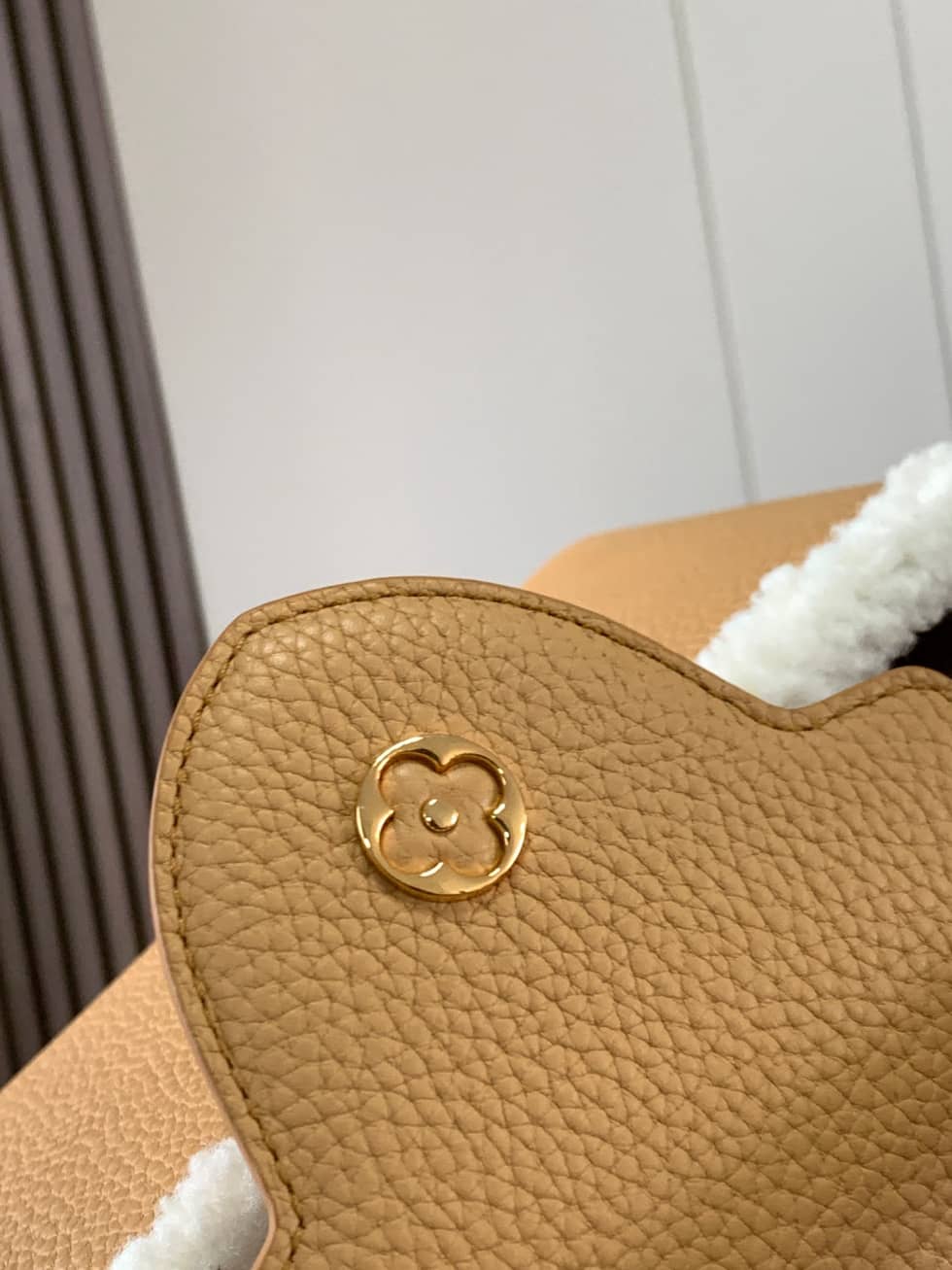 L0vis Vvtt0n Capucines BB Cruise M59267 Replica Crossbody Bag