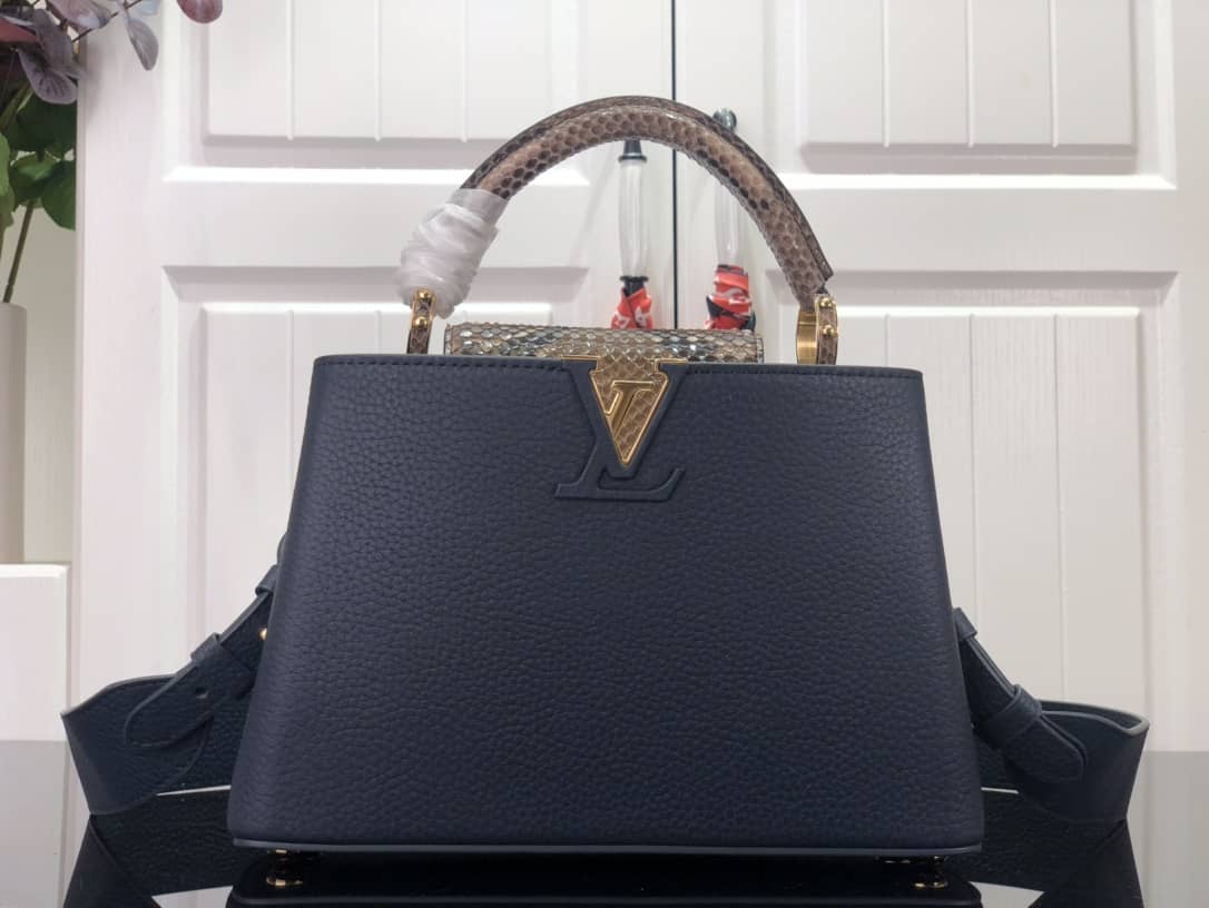 L0vis Vvtt0n Capucines Embroidery Replica Bag Blue M48865