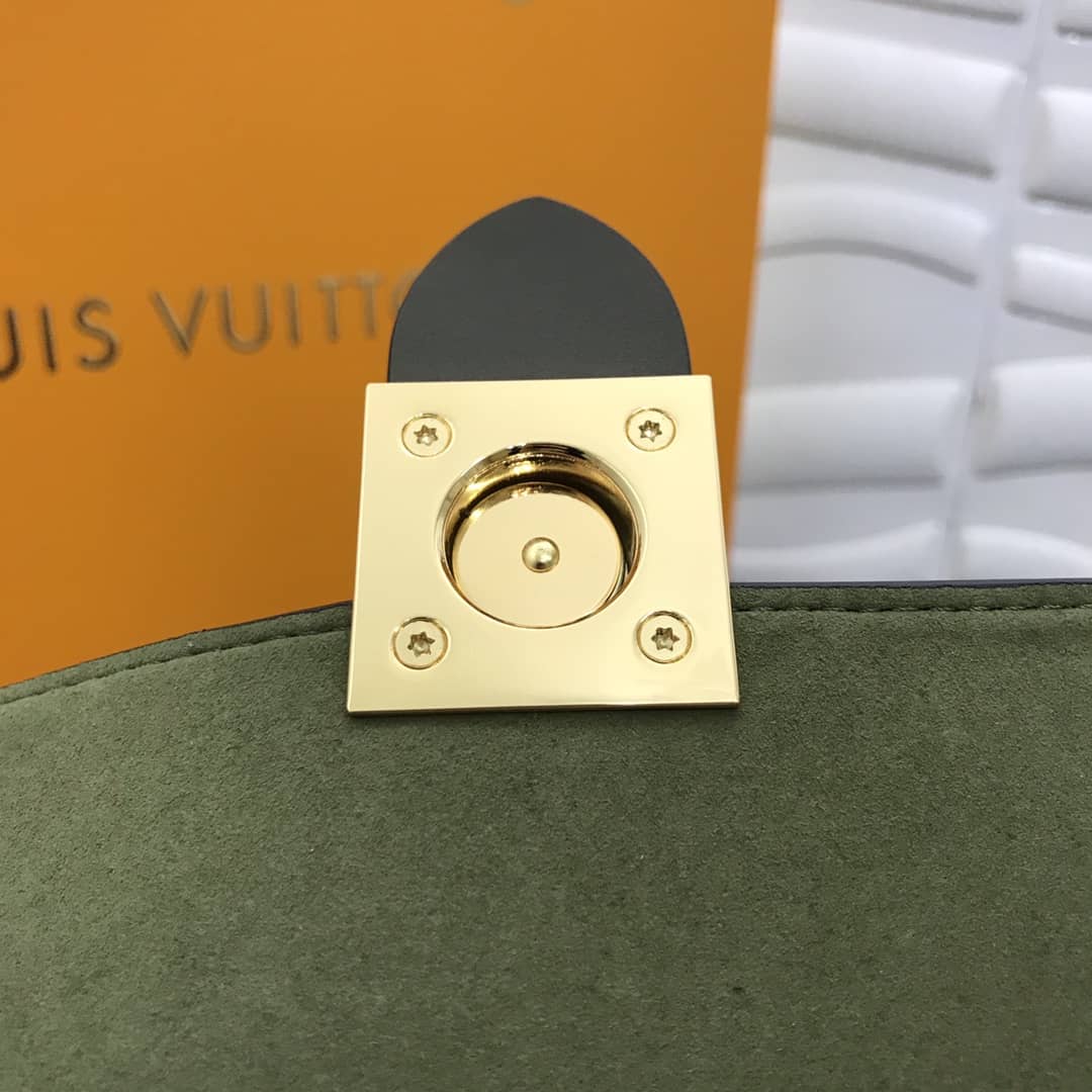 L0vis Vvtt0n Locky BB Replica Crossbody Bag Green M44321