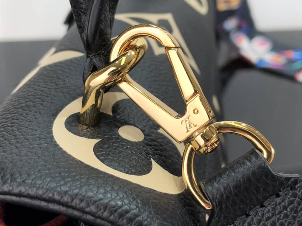 L0vis Vvtt0n Madeleine BB Bicolor Monogram Empreinte Leather M45978 Replica Shoulder Bag