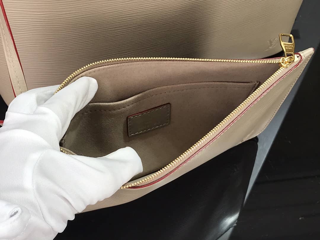 L0vis Vvtt0n Epi Leather Neverfull MM Bag Replica M54185