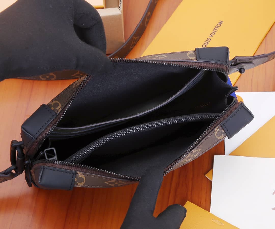 L0vis Vvtt0n Soft Trunk Replica Wallet Brown M30697