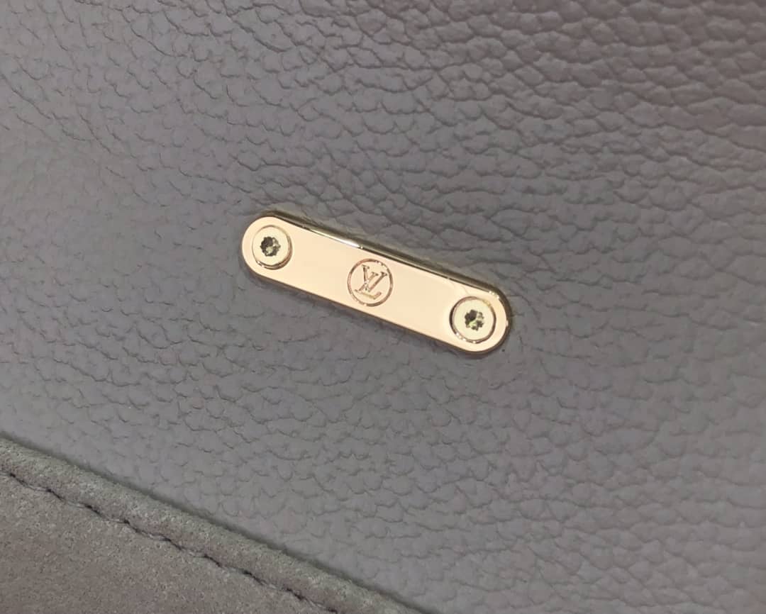 L0vis Vvtt0n Madeleine BB Monogram Beige M46008 Replica Shoulder Bag