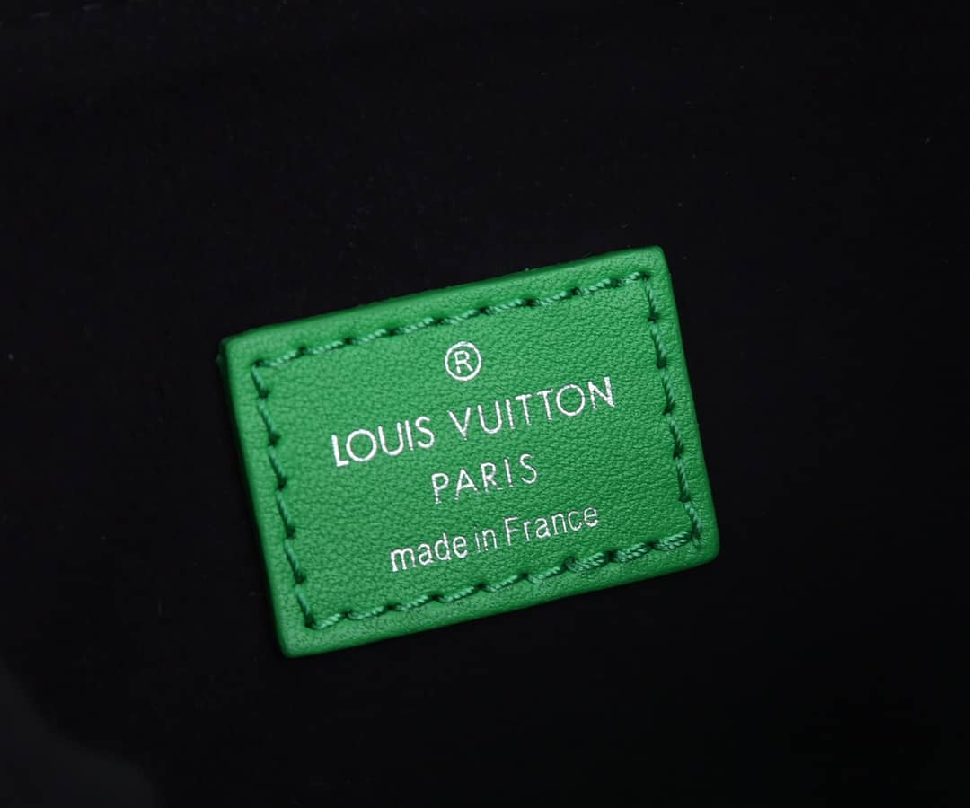 L0vis Vvtt0n Coussin PM Monogram Embossed Replica Crossbody Bag Green M57790