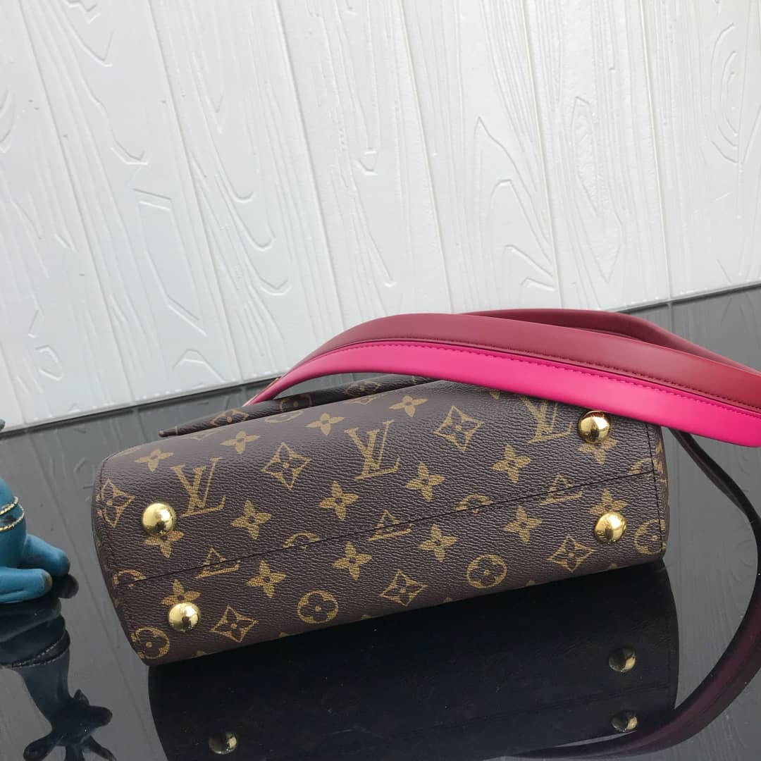 L0vis Vvtt0n Cluny BB Monogram Canvas Shoulder Bag Replica Pink M42738