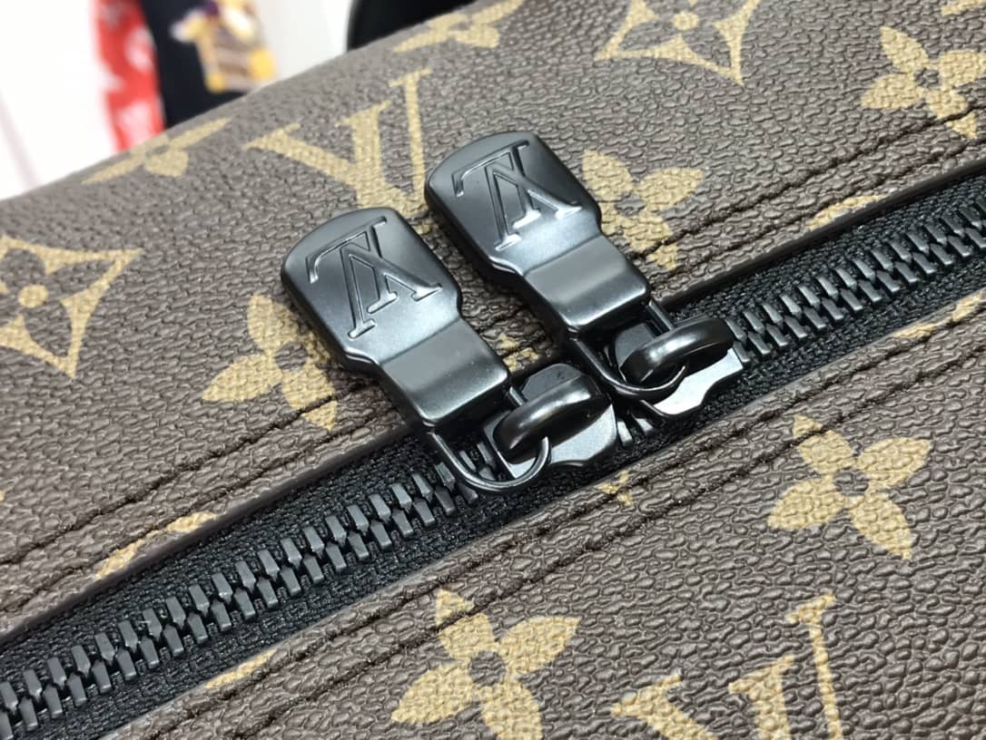 L0vis Vvtt0n Monogram Dean Replica Backpack M45335