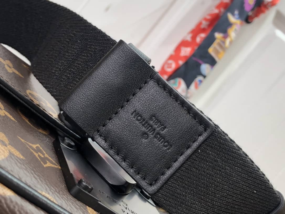 L0vis Vvtt0n S Lock Replica Sling Bag Brown M45807