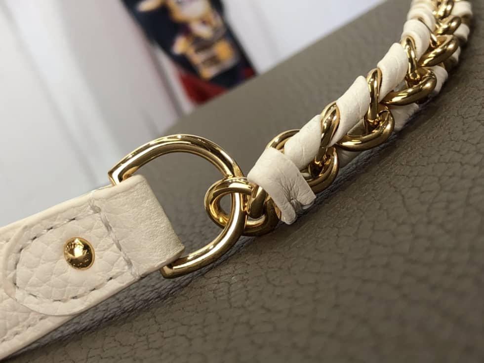 L0vis Vvtt0n Capucines MM Brown M59516 Replica Shoulder Bag