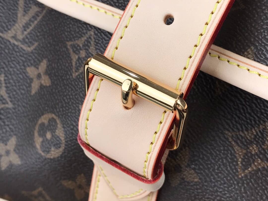 L0vis Vvtt0n Monogram Canvas Hunting Bag Brown M41140 Replica