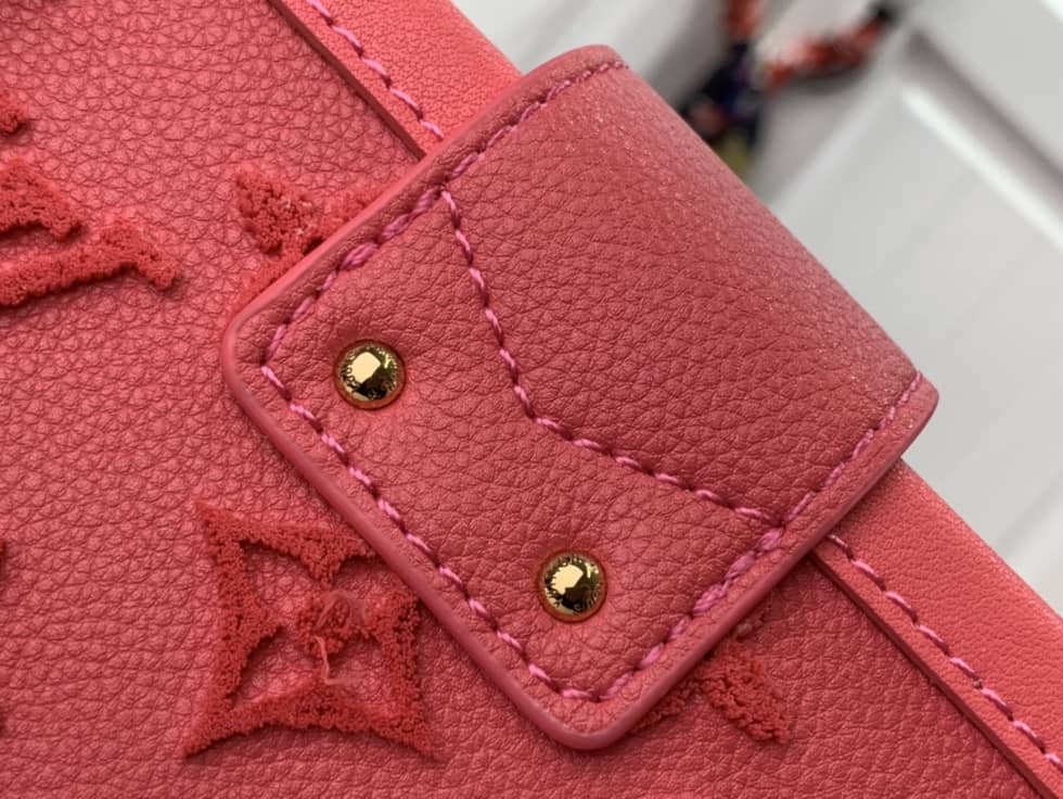 L0vis Vvtt0n Petite Malle Flou Pink M20745 Replica Trunk Box