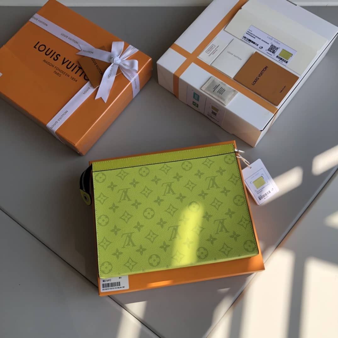 L0vis Vvtt0n Monogram Eclipse Canvas Replica Pochette Voyage MM Yellow M61692