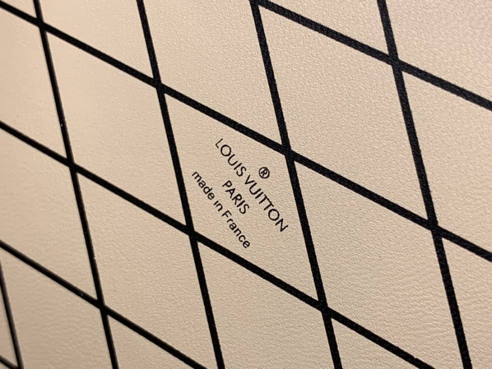 L0vis Vvtt0n Petite Malle Flou Pink M20745 Replica Trunk Box