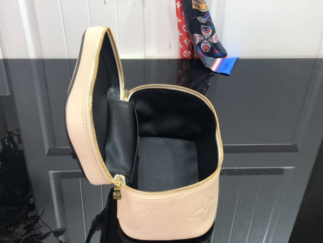 L0vis Vvtt0n Monogram Empreinte Leather Mini Handbag Replica M45850