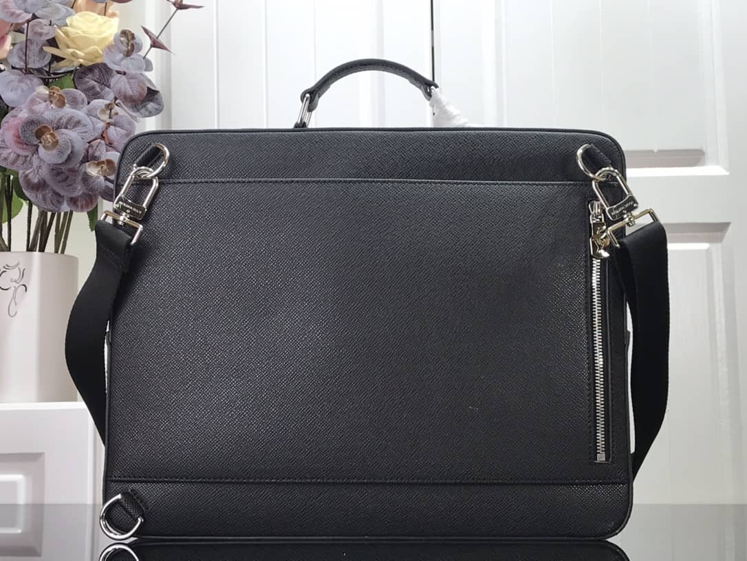 L0vis Vvtt0n Briefcase Taiga Leather Black M30769 Replica