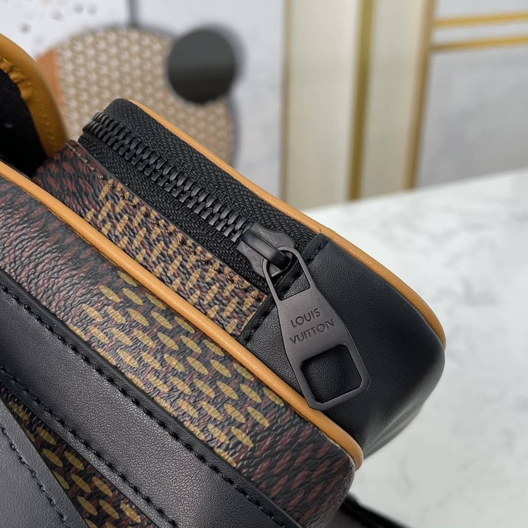 L0vis Vvtt0n x Nigo Collab Damier Giant Crossbody Bag Replica N40357