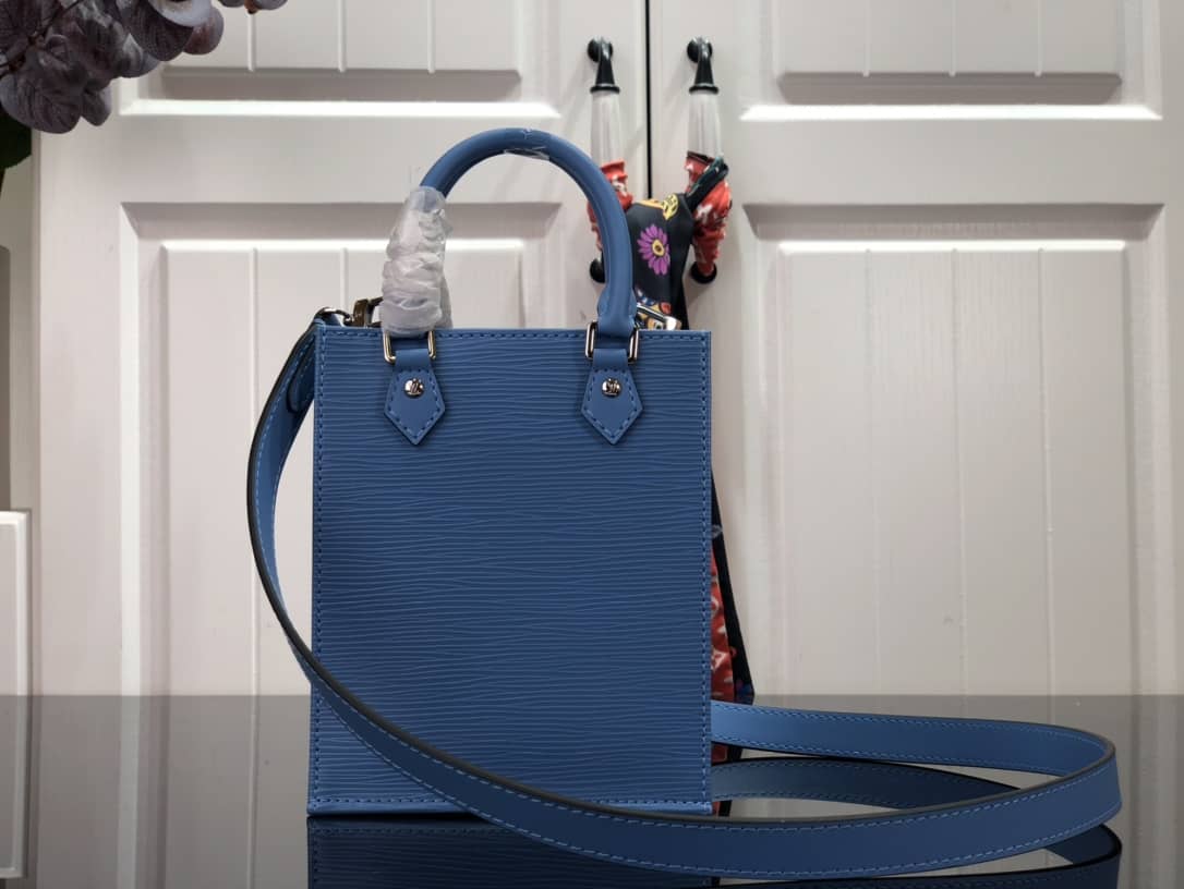 L0vis Vvtt0n Petit Sac Plat Flat Shoulder Bag Replica Blue M80169