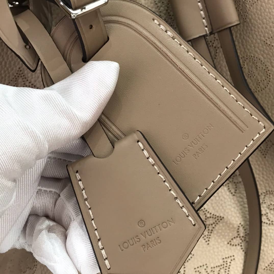 L0vis Vvtt0n Mahina Muria Replica Handbag Gray M55801