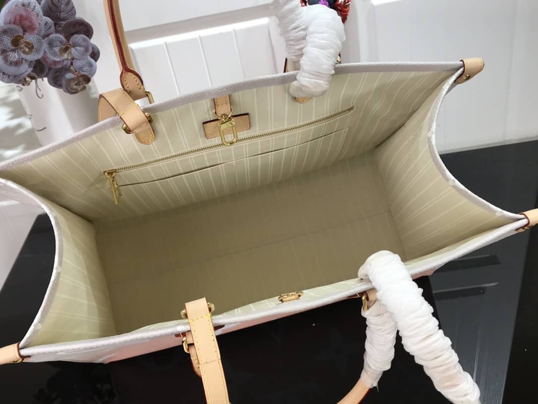 L0vis Vvtt0n OnTheGo Gm By The Pool Tote Replica M57640