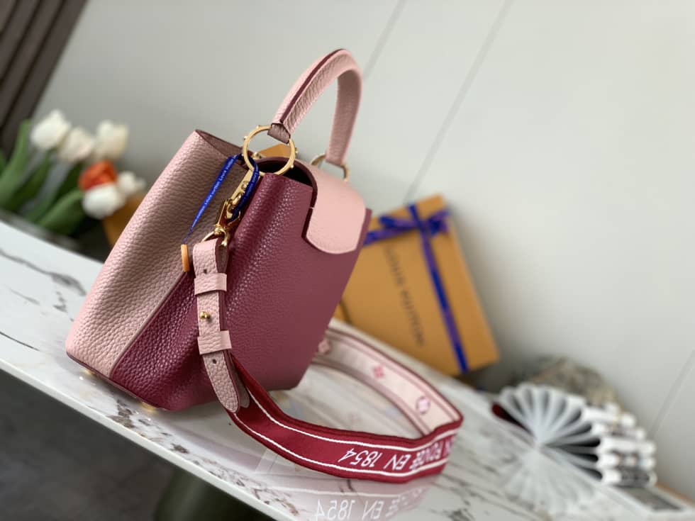 L0vis Vvtt0n Capucines BB Pink M58608 Replica Crossbody Bag