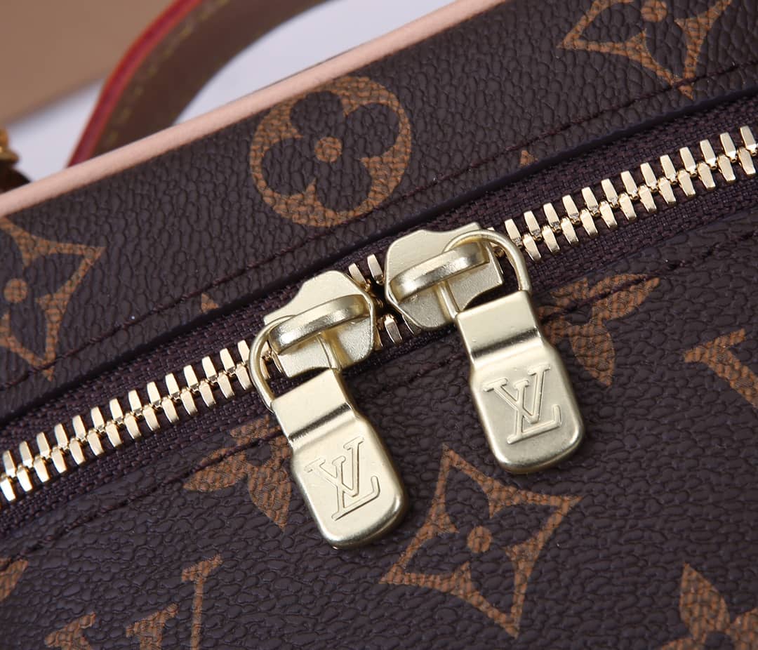 L0vis Vvtt0n Nano Monogram Cosmetic Canvas Toiletry Bag Replica M44936